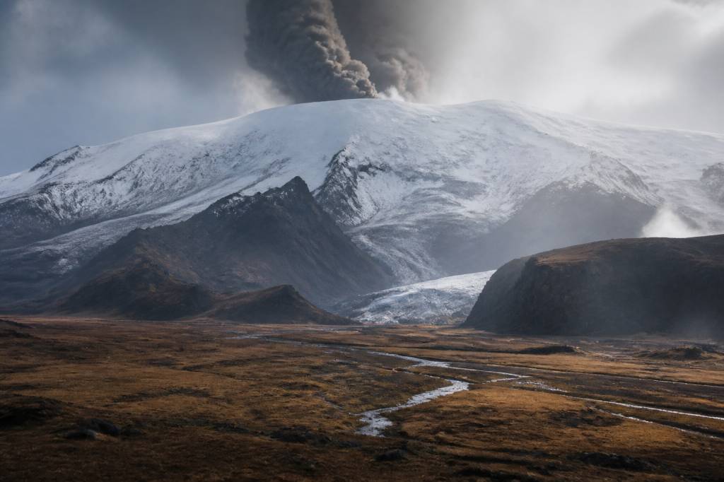 Eyjafjallajökull : comprendre ce volcan emblématique d’Islande et ses paysages spectaculaires Eyjafjallajökull : comprendre ce volcan emblématique d’Islande et ses paysages spectaculaires